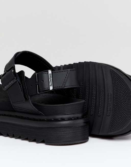 Dr Martens – Voss – Svarta platta lädersandaler med tjock sula, 4 av 4