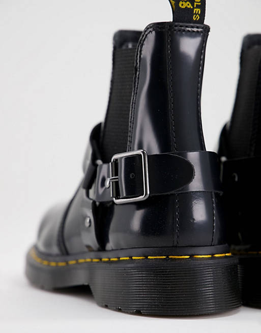 Dr Martens Wincox Chelsea boots in black polished smooth