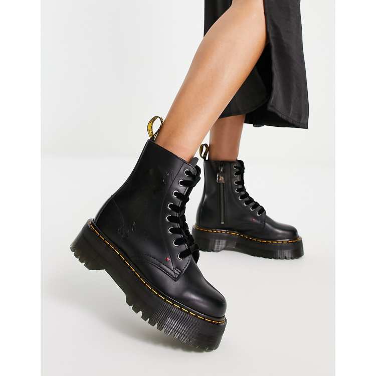 Doc martin hot sale chunky boots