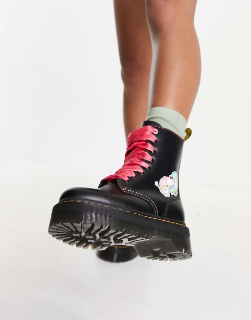 Dr martens clearance hello kitty boots