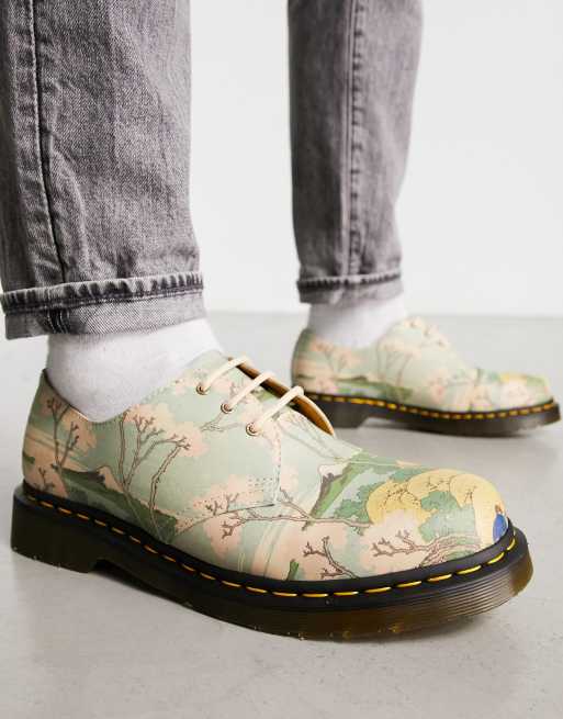 Dr Martens x the met 1461 3 eye shoes in bone masterpiece