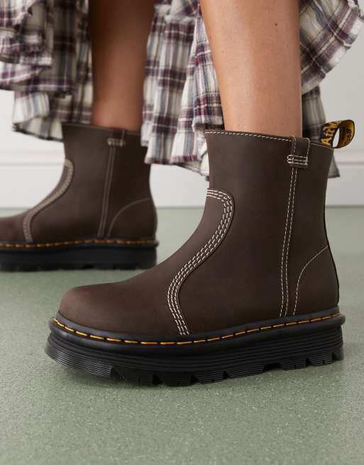 Dr Martens ZebZag Rigger boot with contrast stitching in dark