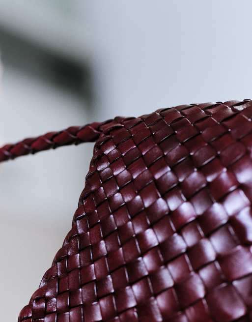 Dragon Diffusion Rosanna woven leather shoulder bag in burgundy, 2 of 4