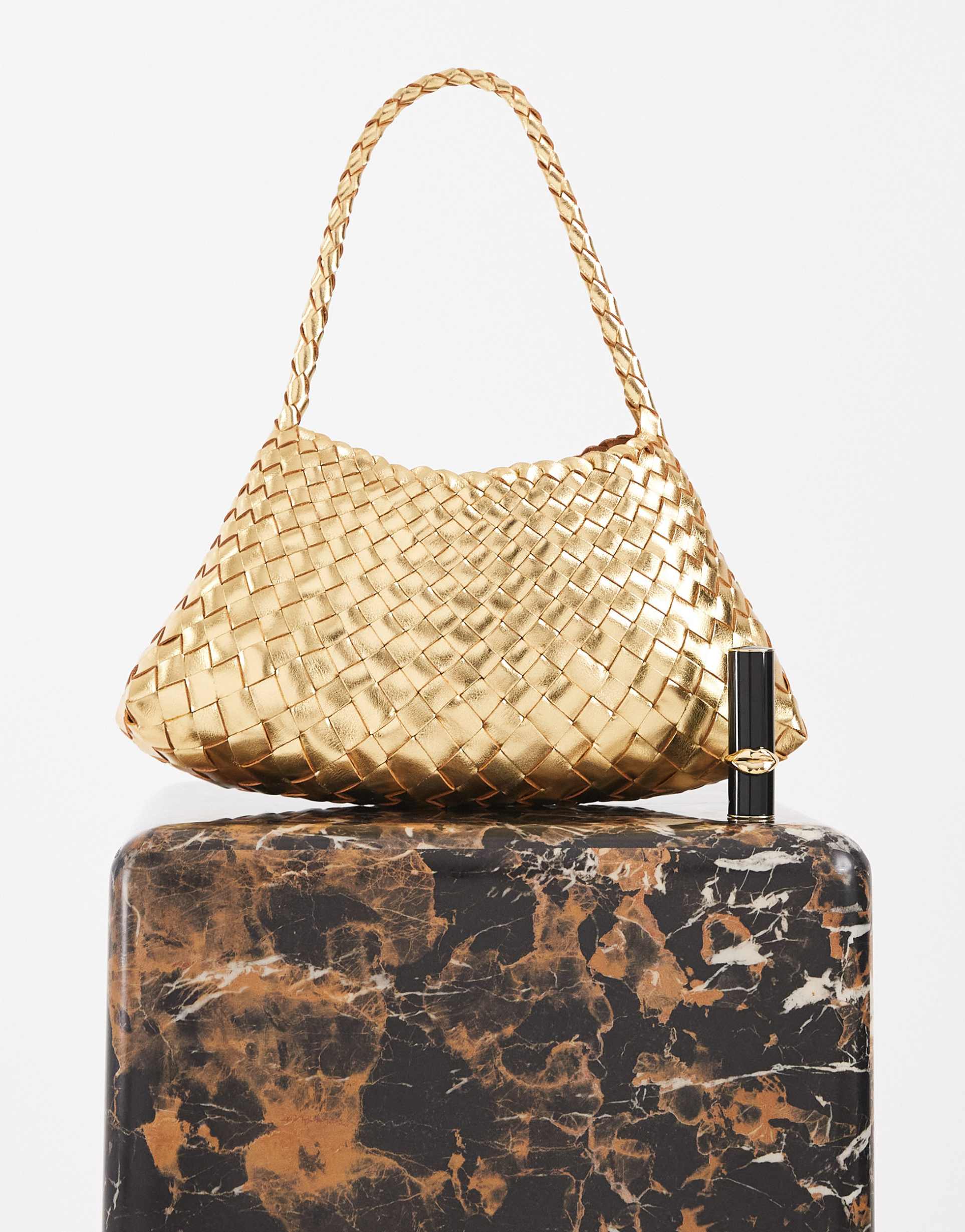 dragon diffusion rosanna woven leather shoulder bag in gold metallic