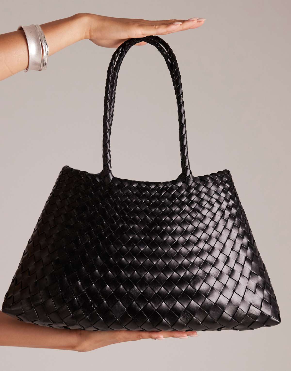 Dragon Diffusion Santa Croce big woven leather bag in black