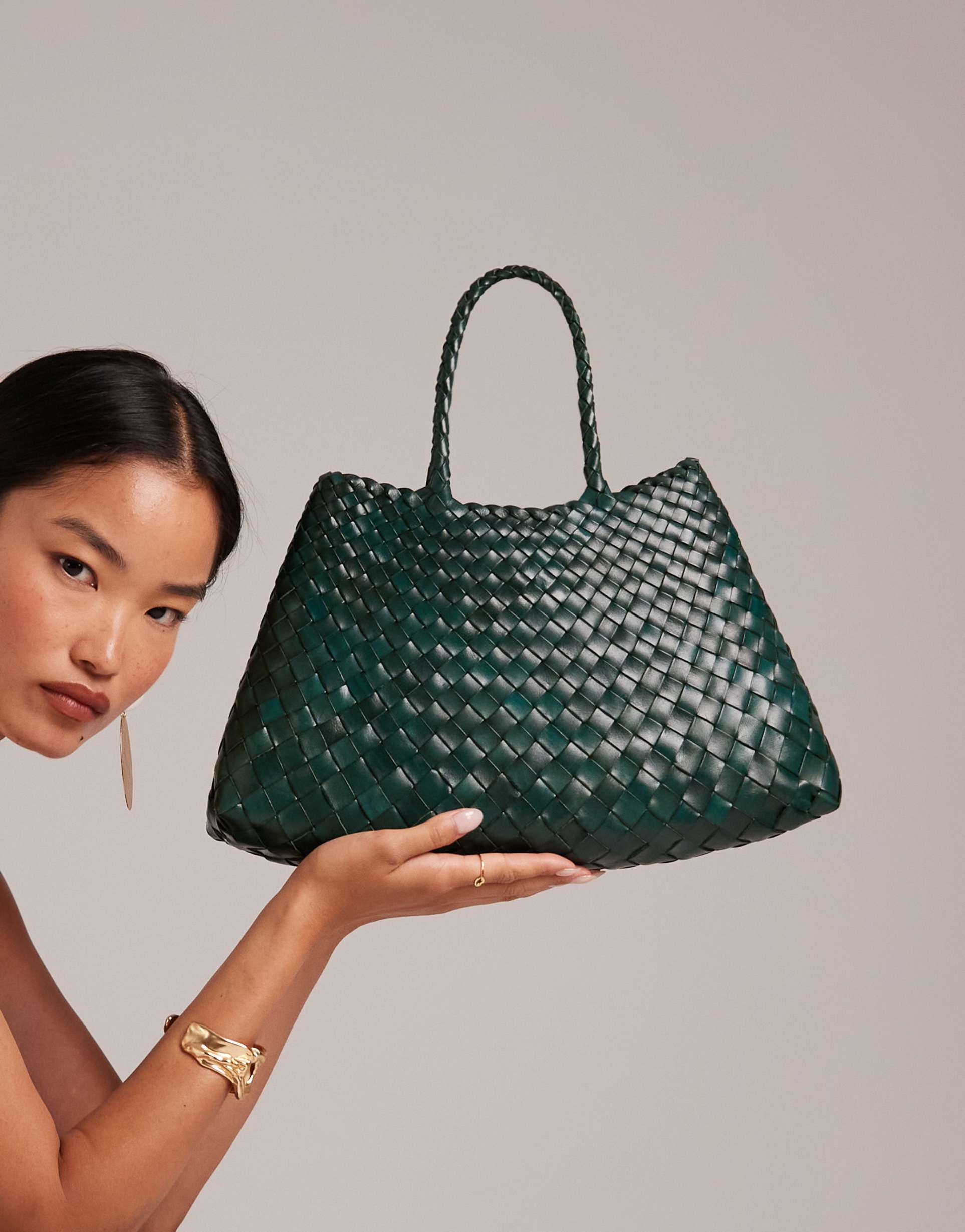 dragon diffusion santa croce small woven leather bag in dark green