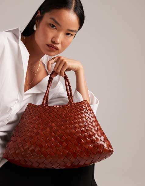 Dragon Diffusion santa croce small woven leather bag in tan - view 1