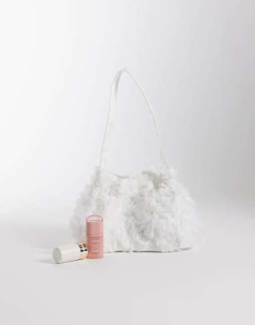Dream Sister Jane – Bridal – Petalscape – Tasche aus Tüll in Weiß mit Blumendetails, 2 von 4
