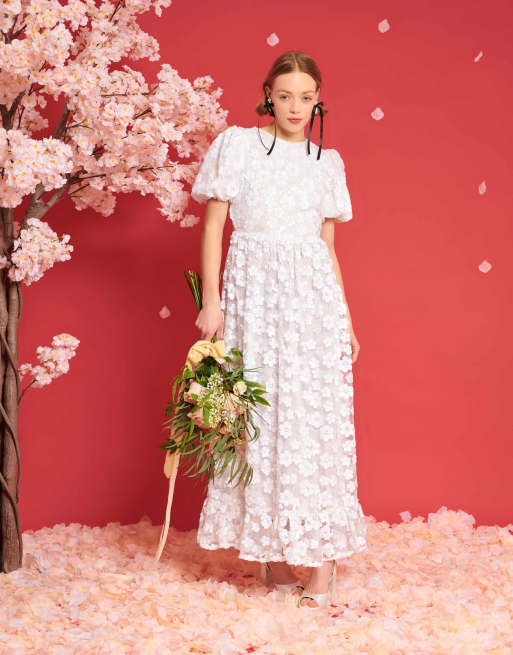 Dream Sister Jane Bridal – Sukienka maxi w kolorze kości słoniowej z kwiatowym zrobieniem
