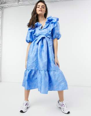 blue ruffle sleeve dress