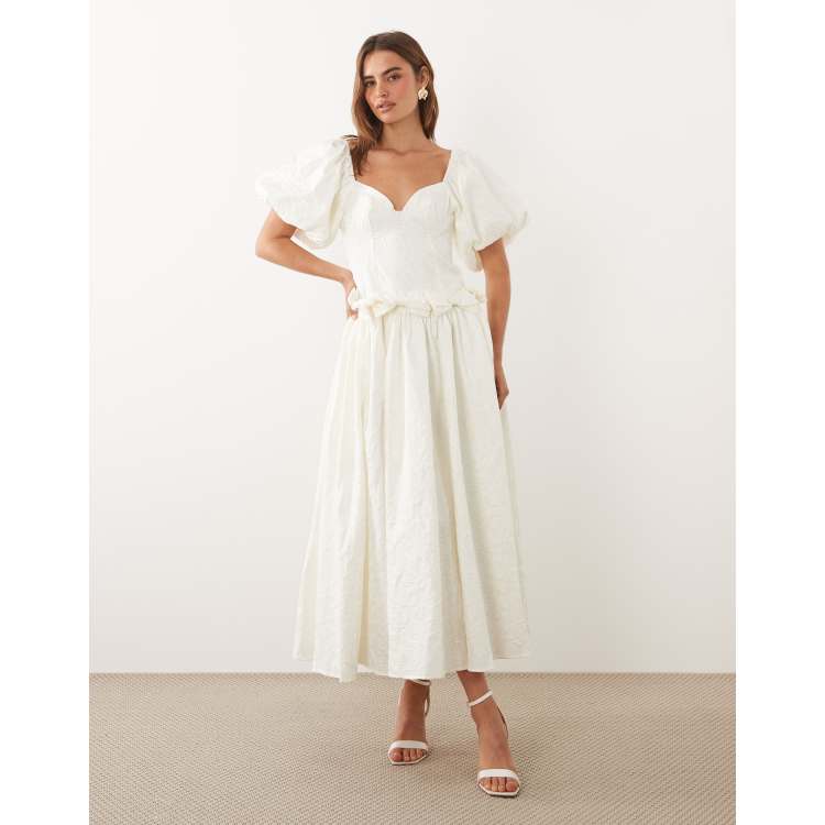 Dream Sister Jane Mora jacquard sweetheart neckline puff sleeve