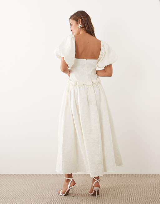 better sister white dress The Jessica Ideal for summer events or evening gatherings Britt Dress-White