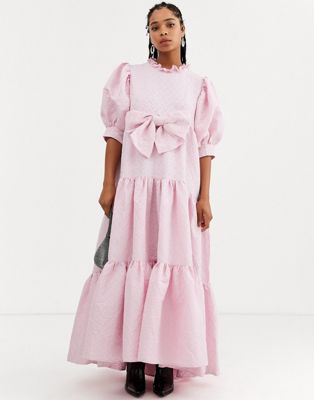DREAM – Sister Jane – Panelsydd maxiklänning i jacquard med rosett framtill och hjärtmönster-Rosa