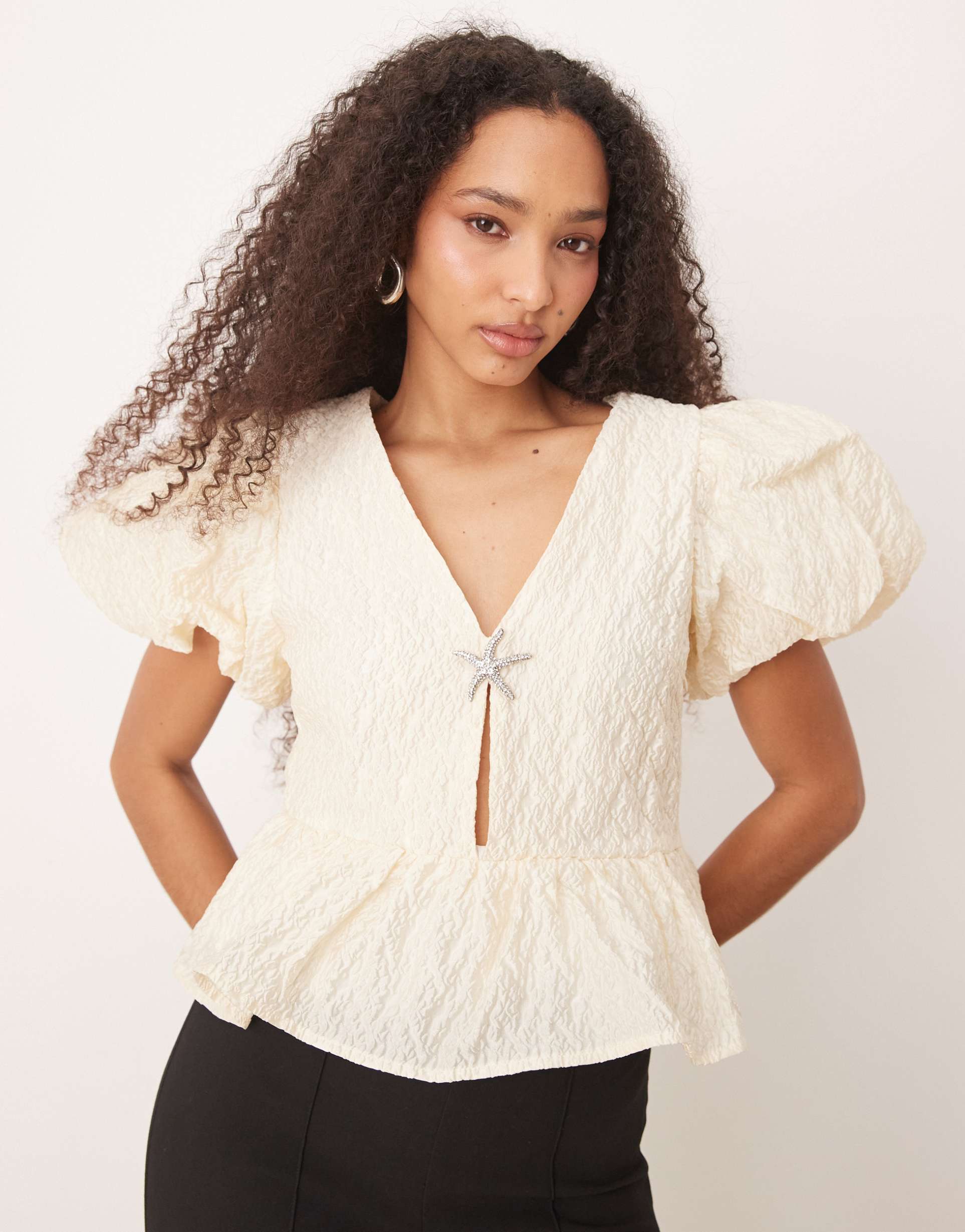 dream sister jane puff sleeve top in pearl ivory