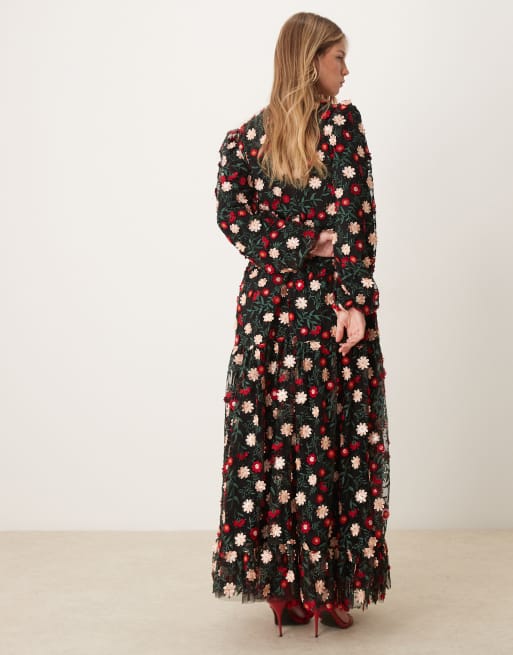 Dream Sister Jane rose floral maxi dress in black | ASOS