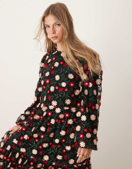 Dream Sister Jane rose floral maxi dress in black | ASOS