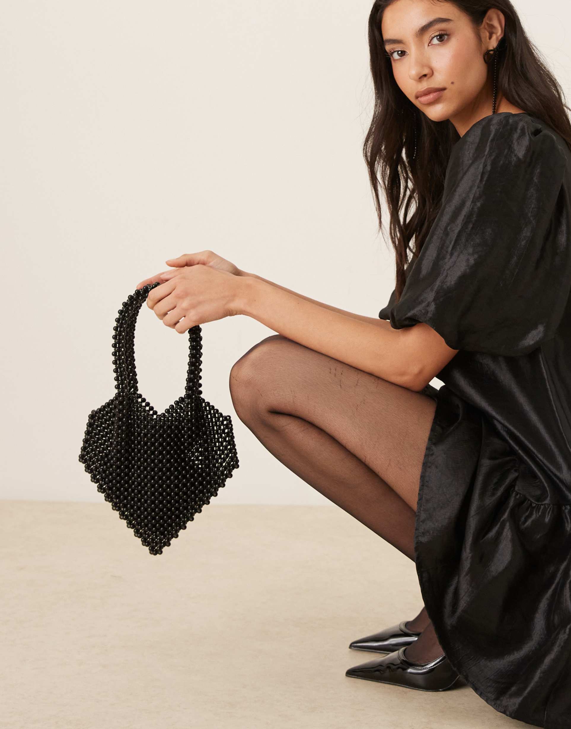 dream sister jane showstopper heart shaped beaded bag in black