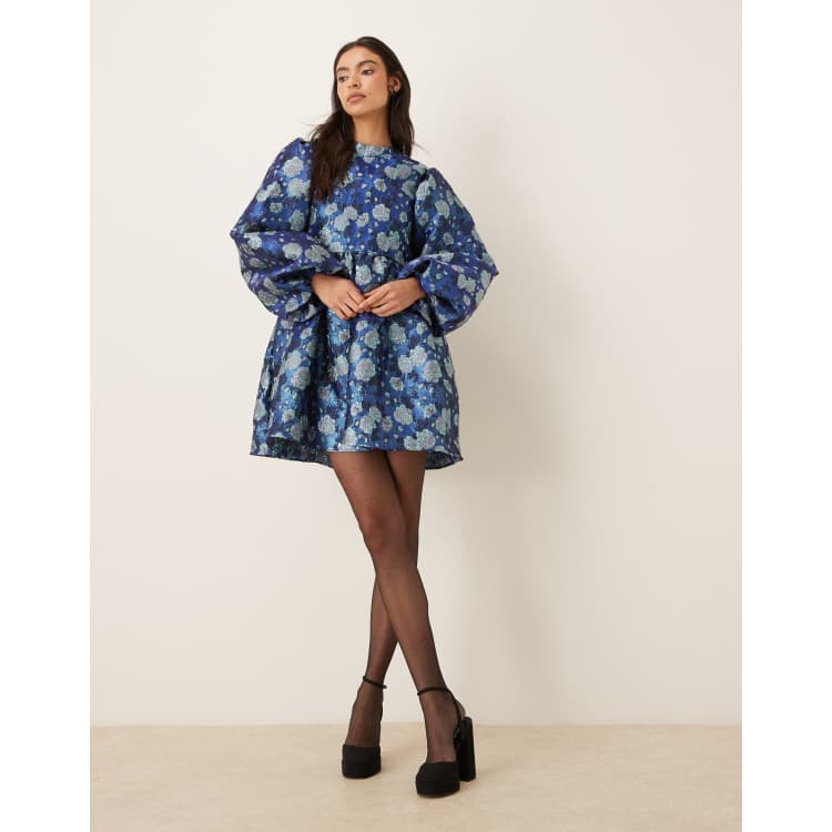 Dream Sister Jane Spotlight balloon sleeve floral jacquard mini