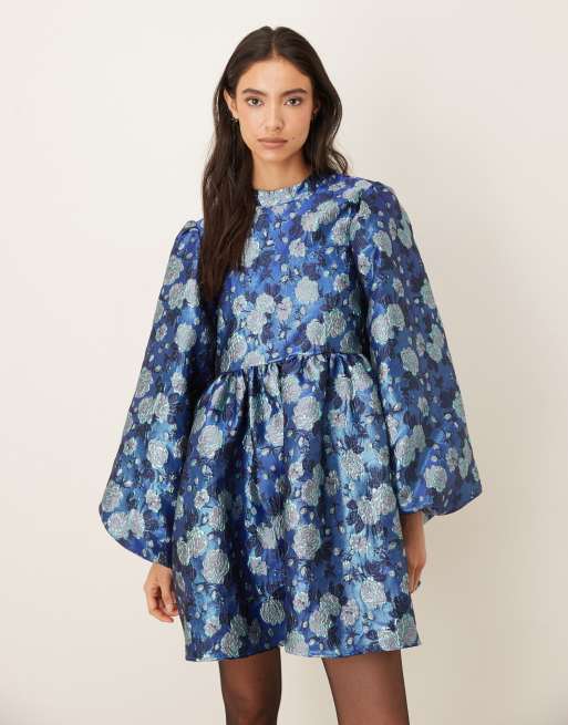 Dream Sister Jane Spotlight balloon sleeve floral jacquard mini