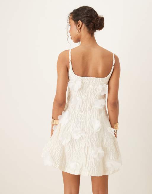 Dream – Sister Jane x ASOS – Blooming – Elfenbensvit, jacquardvävd miniklänning, 3 av 4