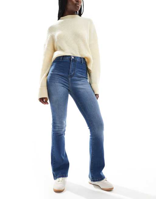 DTT – Bianca – Mörkblå, utsvängda jeans med hög midja