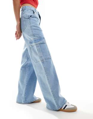 Thumbnail - DTT - Dom - Cargo-Jeans in hellblauer Waschung mit geradem Bein
