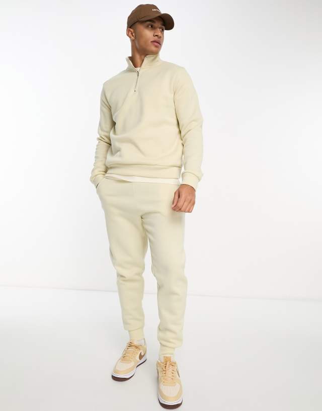 DTT half zip sweatshirt & jogger tracksuit set in stone