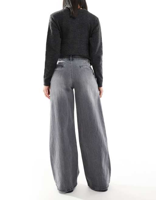 DTT Jordan pleated wide leg jeans in mid gray | ASOS