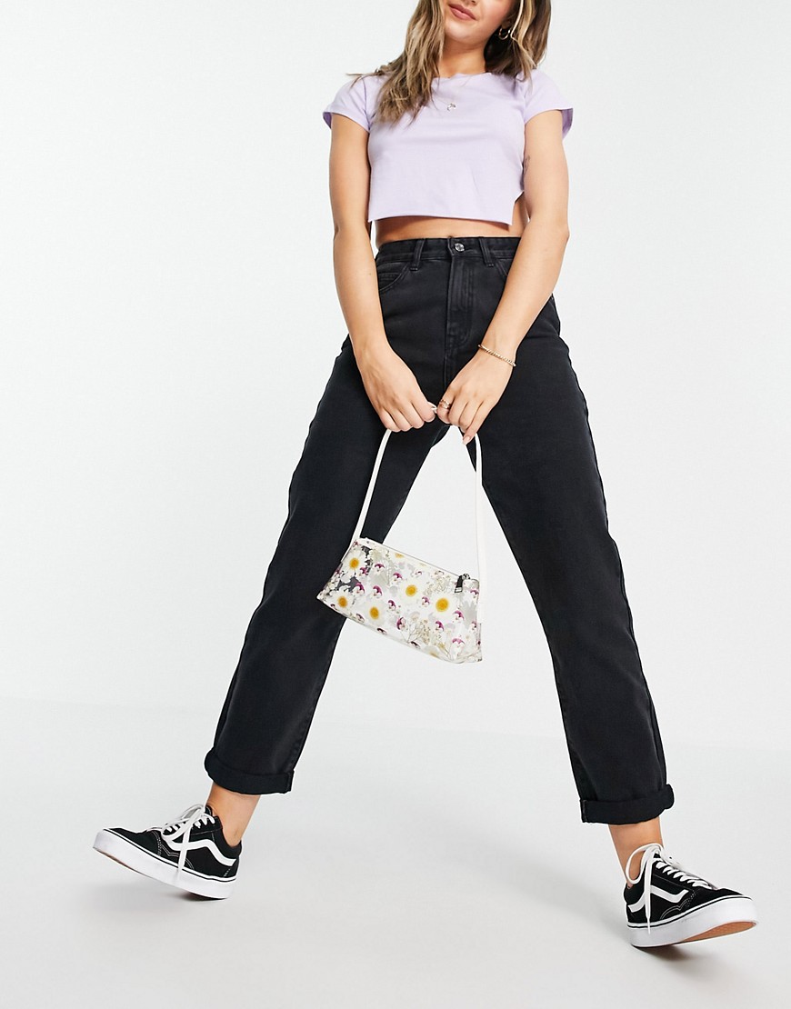 Don't Think Twice Dtt Lou Mom Jeans In Vintage Black
