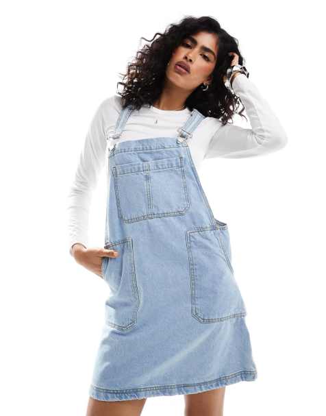 DTT – Lucine – Ljusblå förklädesklänning i denim med fickor - view 1