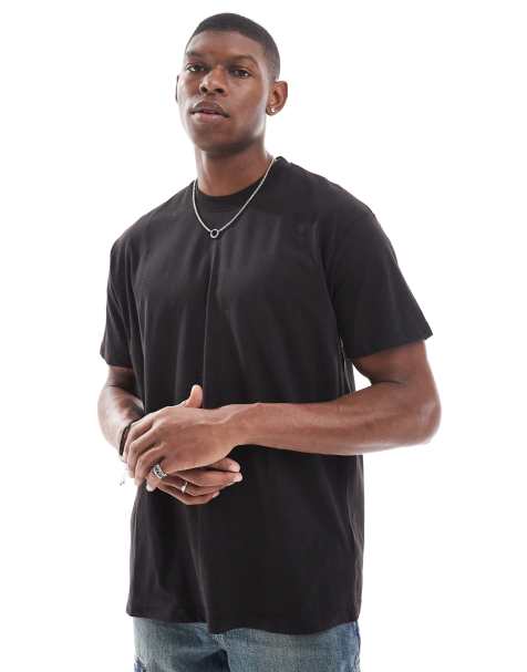 DTT - Oversized T-shirt in zwart - view 1