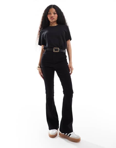 DTT Petite – Bianca – Svarta, utsvängda jeans med hög midja - view 1