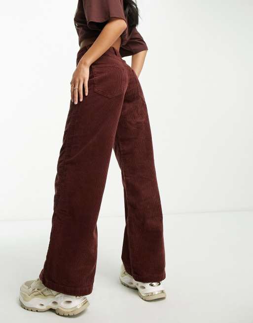 DTT Petite - Silvia - Pantaloni a zampa in velluto a coste marrone cioccolato, 2 di 5