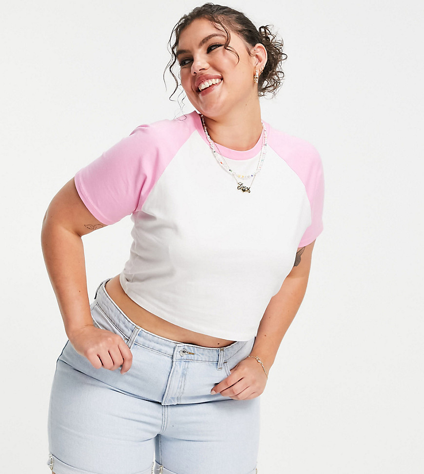 Plus-size shorts by Don%27t Think Twice Make some legroom High rise Belt loops Five pockets Slim fit