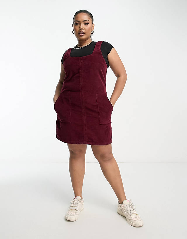 Don't Think Twice - DTT Plus Dawn cord pinafore dress with zip back in burgundy