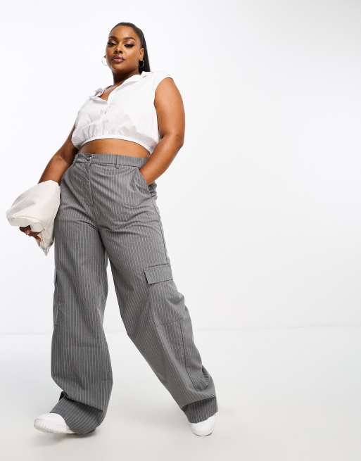 Plus Size High Waist Cargo Pocket Leggings - Charcoal