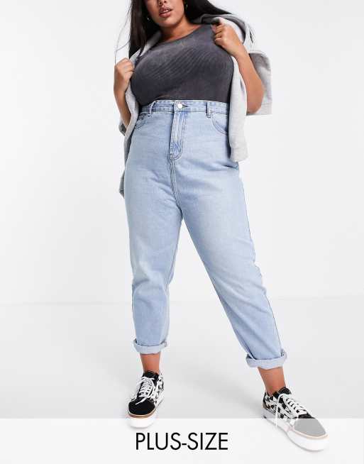 DTT Plus - Emma - Mom jeans met superhoge taille in lichtblauw met wassing 