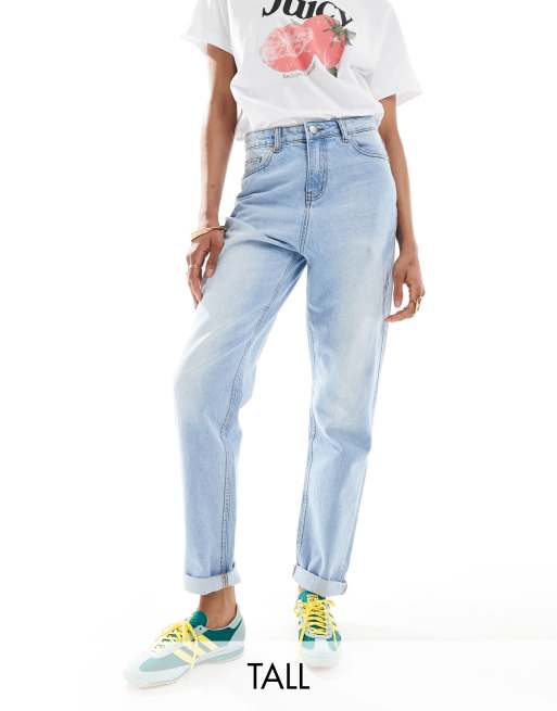 DTT Tall – Veron – Locker geschnittene Mom-Jeans in verwaschenem Hellblau