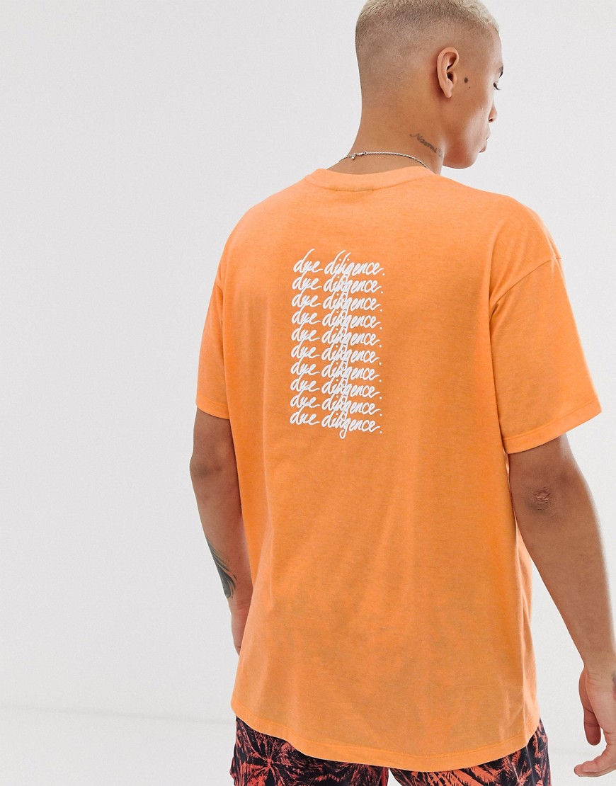Due Diligence - T-shirt arancione con logo sul retro