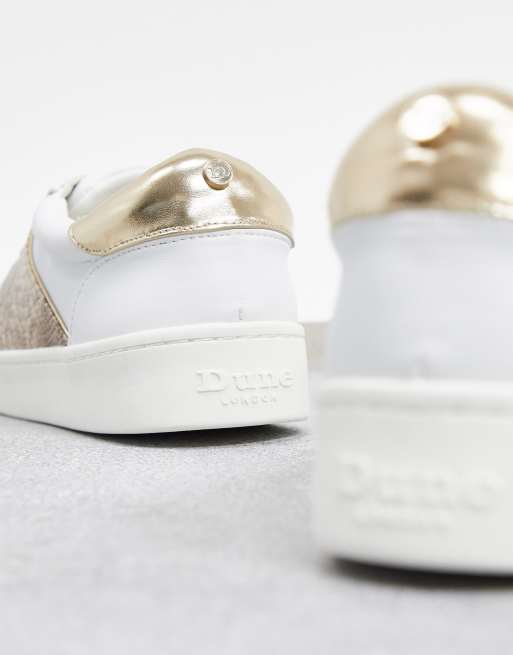 Witte sneaker online veters