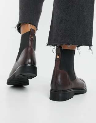 burgundy leather chelsea boots