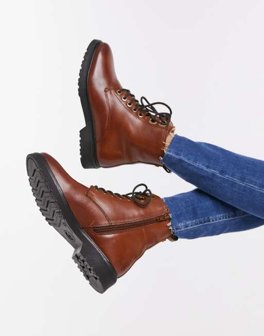 new look flat lace up boots
