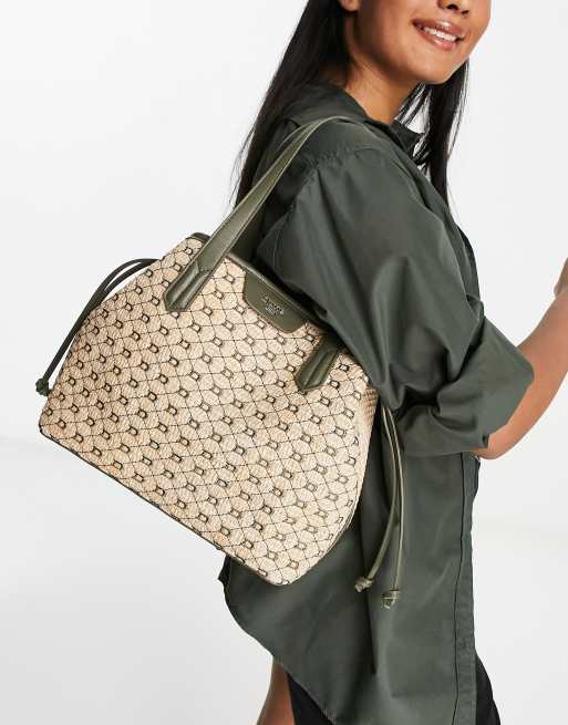 Dune - Kakifarvet totetaske med monogram i raffia