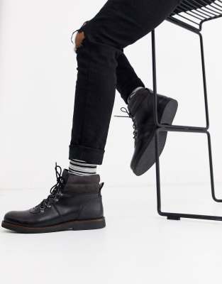 black chunky hiker boots
