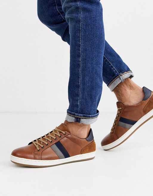 Dune leather side stripe trainer in tan