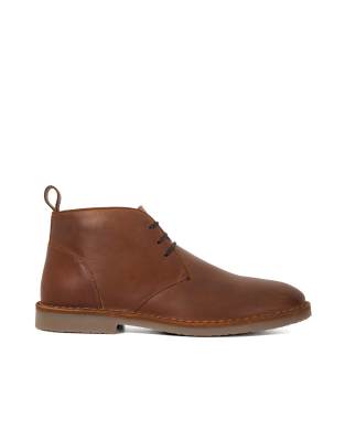  Cashed desert boots in chestnut
