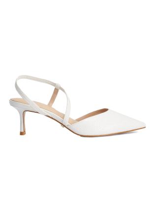  Charming court shoes 