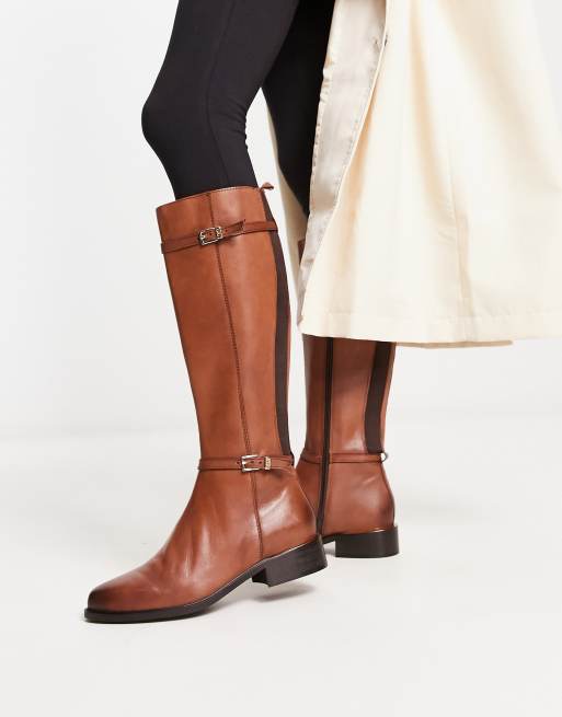 Brown shop boots dune