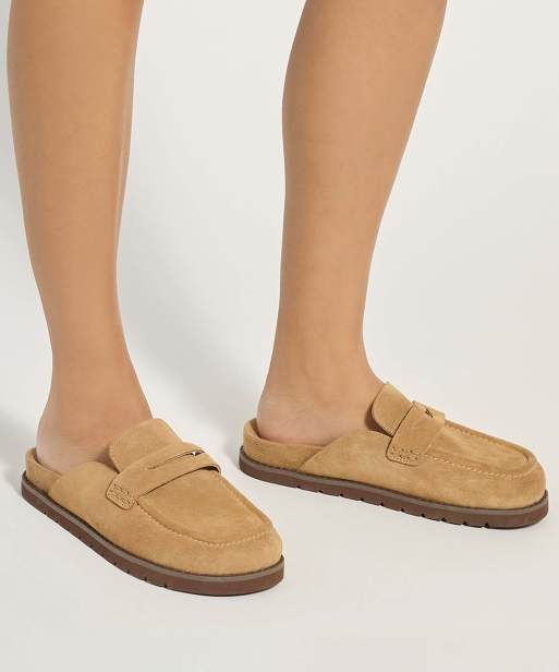 Dune London Goldens mules in sand, 4 of 4