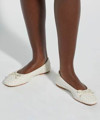  Heat ballet pumps in ecru